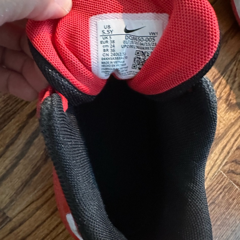Nike Kids Basketball Sneakers - Picture 4 of 6
